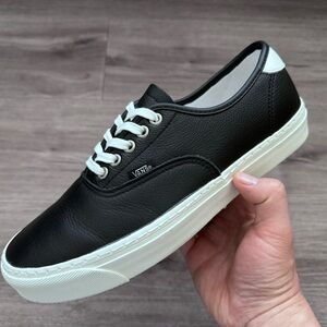 Vans Authentic Lux men leather sneakers size 9.5